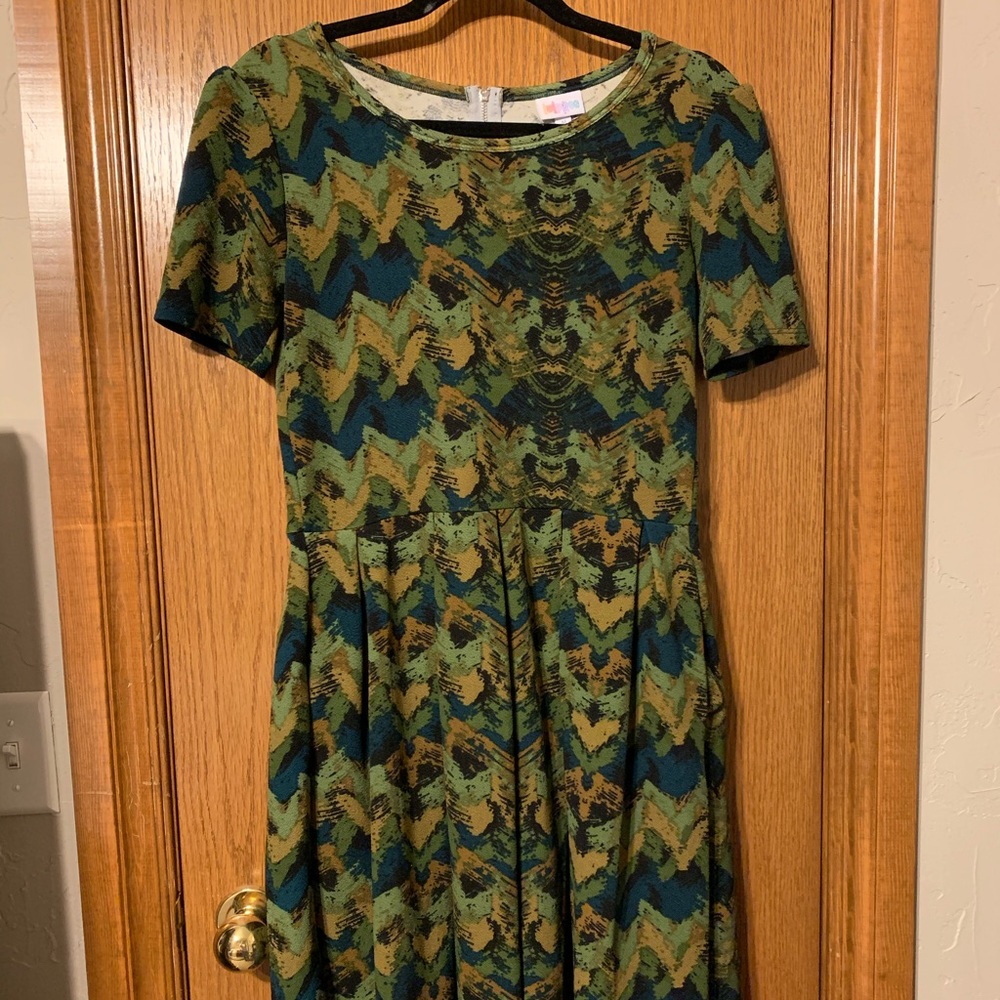 LuLaRoe M Amelia